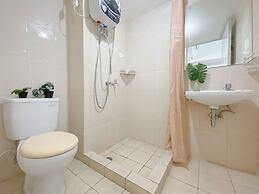 Comfy Studio at Springlake Summarecon Bekasi Apartment