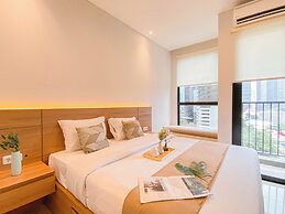 Comfy Studio at Ciputra World 2 Apartment