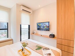 Comfy Studio at Ciputra World 2 Apartment