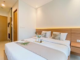 Comfy Studio at Ciputra World 2 Apartment