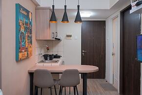 Good Place and Homey 2BR at Apartment Serpong Greenview