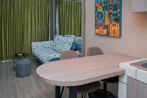 Good Place and Homey 2BR at Apartment Serpong Greenview