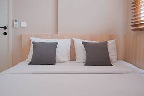 Nice and Cozy 2BR at Parkland Avenue Apartment