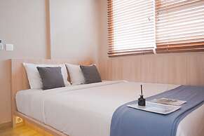 Nice and Cozy 2BR at Parkland Avenue Apartment