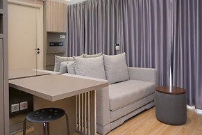 Nice and Cozy 2BR at Parkland Avenue Apartment