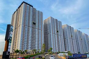 Best Furnished Studio at 39th Floor Tokyo Riverside PIK 2 Apartment