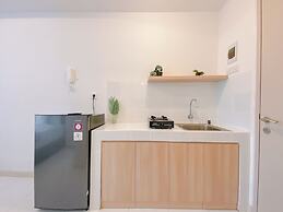 Best Furnished Studio at 39th Floor Tokyo Riverside PIK 2 Apartment