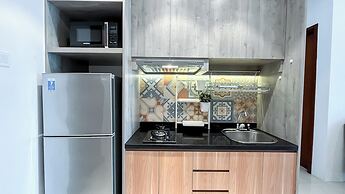 Comfy and Strategic 2BR Apartment at Signature Park Grande