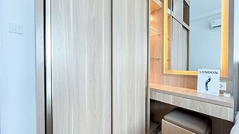 Comfy and Strategic 2BR Apartment at Signature Park Grande