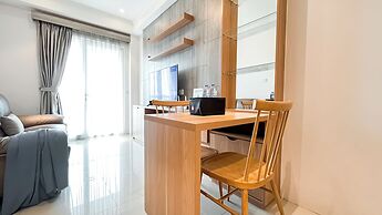 Comfy and Strategic 2BR Apartment at Signature Park Grande