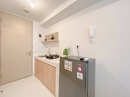 Cozy Living Studio Room at 26th Floor Tokyo Riverside PIK 2 Apartment