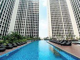 Nice Studio Apartment at 15th Floor Pollux Chadstone