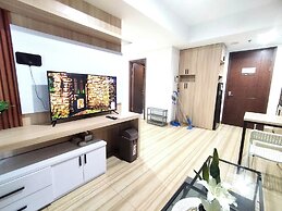 Stunning and Elegant 2BR at Grand Sungkono Lagoon Apartment