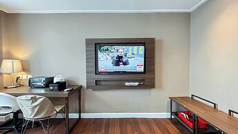 Cozy Studio Apartment (No Kitchen) at Tuscany Residence