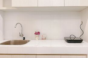 Comfy Studio at 9th Floor Tokyo Riverside PIK 2 Apartment