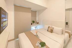 Comfy Studio at 9th Floor Tokyo Riverside PIK 2 Apartment