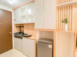Nice Studio Room Apartment Transpark Cibubur