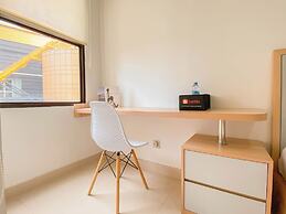Nice Studio Room Apartment Transpark Cibubur