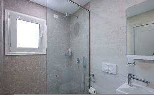 Grandstay Beach Room 01