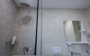 Grandstay Beach Room 01