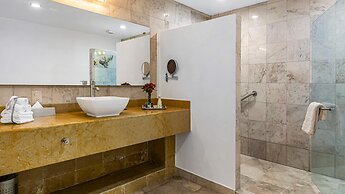HOLT Grand Miramar Residences