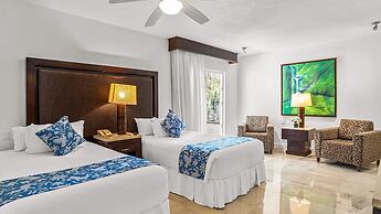 HOLT Grand Miramar Residences