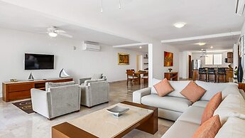 HOLT Grand Miramar Residences