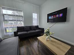 Serenity Home 7 by Hiverooms