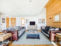Chalet in Combloux With Mont-blanc Views