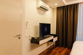 Beverly 33 Suites by PROMPT HOLIDAY HOME