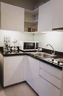 Beverly 33 Suites by PROMPT HOLIDAY HOME