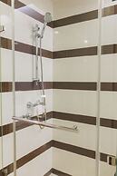 Beverly 33 Suites by PROMPT HOLIDAY HOME