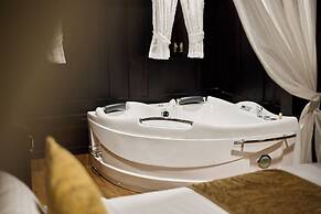 Maliekal Heritance Cherai