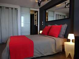 La Luna of Marseille