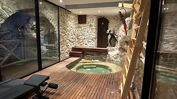 La Luna of Marseille