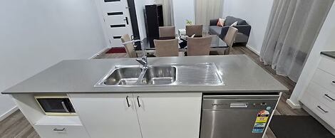 Serenity Home 9 by Hiverooms