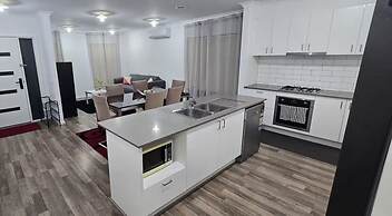 Serenity Home 9 by Hiverooms