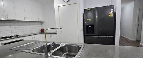 Serenity Home 9 by Hiverooms