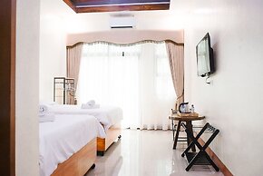 Datahan Bayhaus Inn