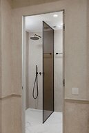 Luxury Suites by Lato