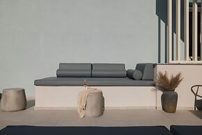 Luxury Suites by Lato
