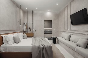 Luxury Suites by Lato