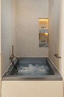 Luxury Suites by Lato