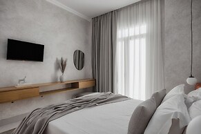 Luxury Suites by Lato