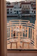 Luxury Suites by Lato