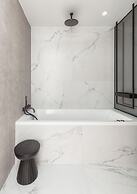 Luxury Suites by Lato