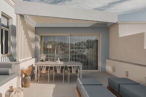 Luxury Suites by Lato