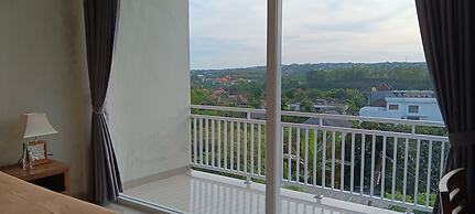 Sarining 2BR Villa with Pool