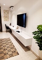 The Lennox Suites by Cozy