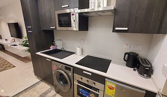 The Lennox Suites by Cozy